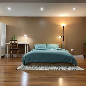 Entire Basement In Mississauga, Etobicoke Apartment