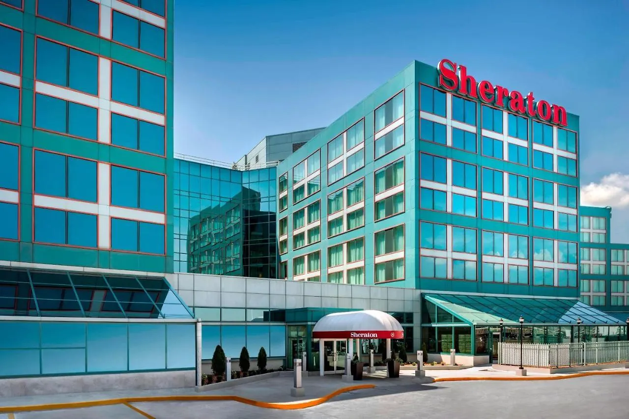 Sheraton Gateway Hotel In Toronto International Airport Mississauga